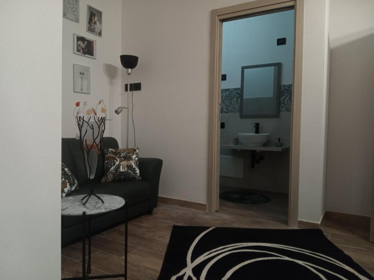 Living G Room Каляри Екстериор снимка