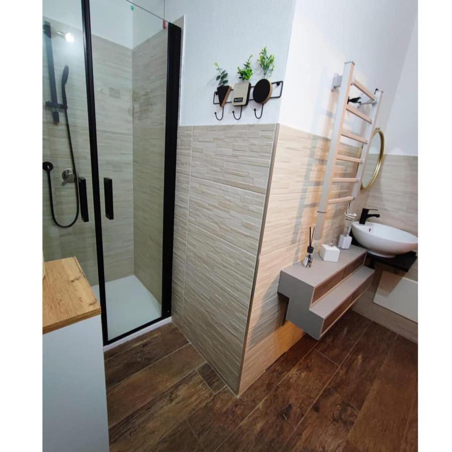 Living G Room Каляри Екстериор снимка